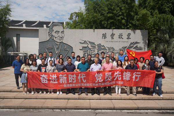 小猫钓鱼游戏龙王版有船